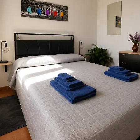 Domus - & Kitchen - Luna Apartman *